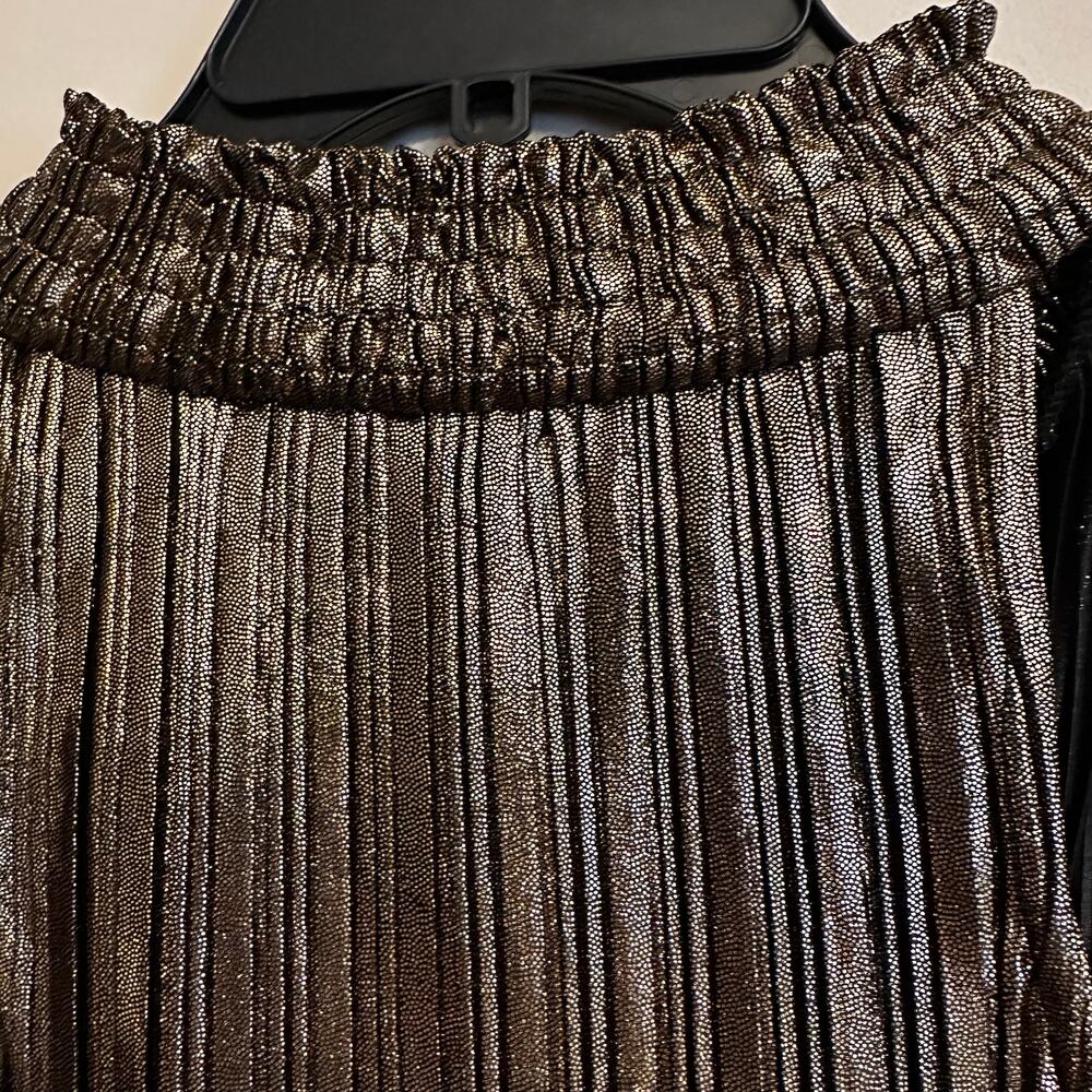 Moon River Metallic Pleated Sleeveless Mini Dress Medium Gold Black Party - Picture 7 of 7